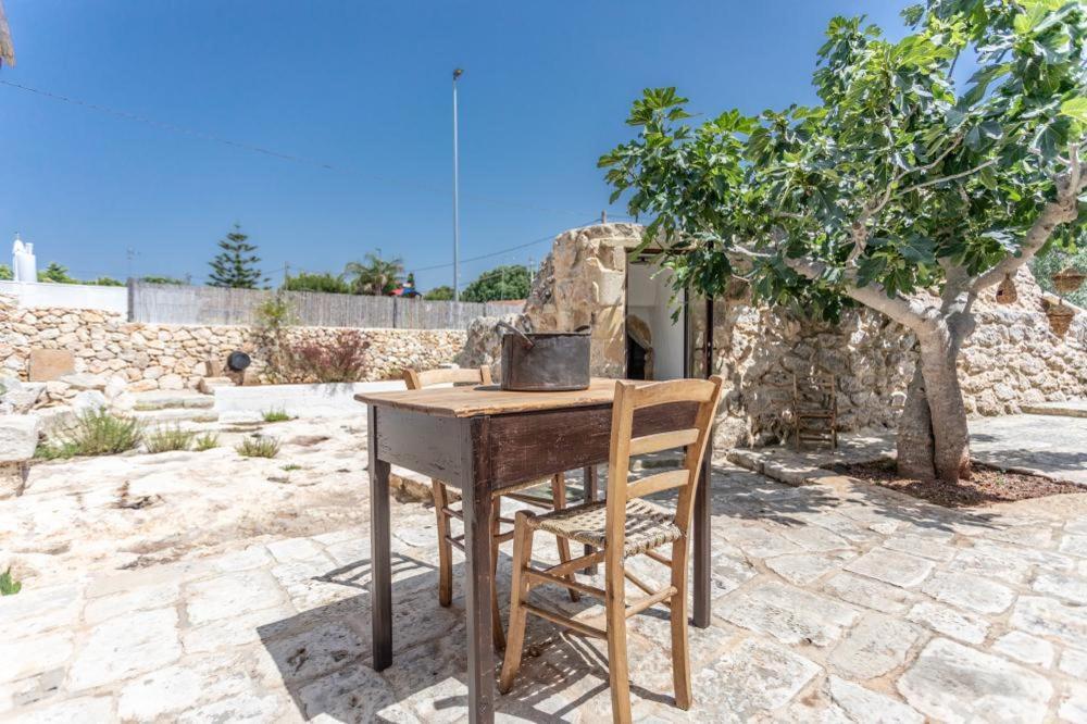Bed and Breakfast Trullo Santovia Sant Isidoro  Exterior foto